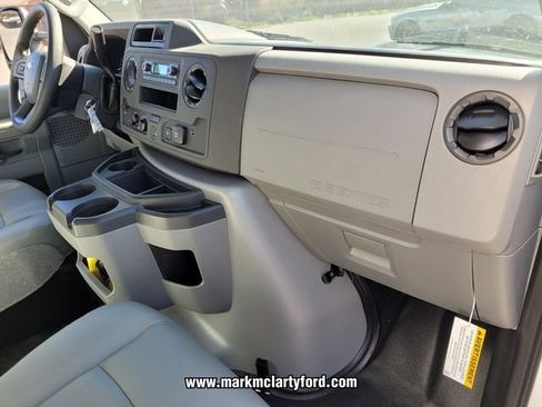 New 2026 Ford E-450 and Econoline 450 Super Duty w/ Power Equipment Group RWD image 9