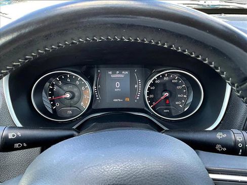 Used 2019 Jeep Compass Latitude image 17