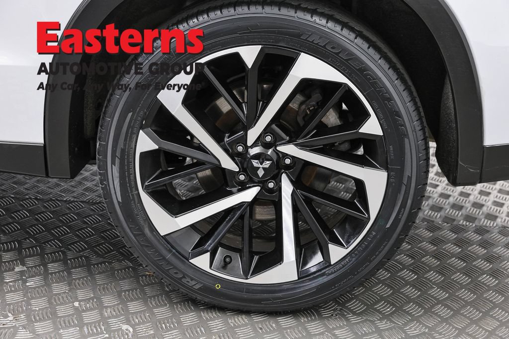 Used 2024 Mitsubishi Outlander SE AWD/4WD image 34