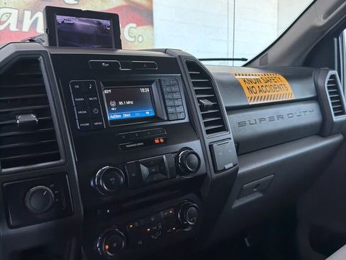 Used 2017 Ford F350 XL w/ Power Equipment Group image 30