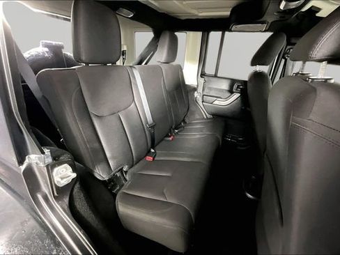 Used 2017 Jeep Wrangler Unlimited Sport AWD/4WD image 22