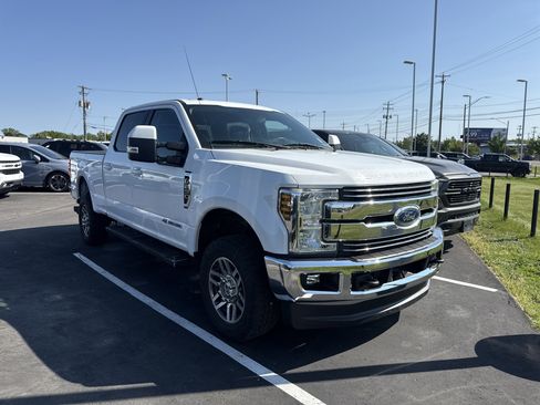 Used 2018 Ford F250 Lariat AWD/4WD image 4