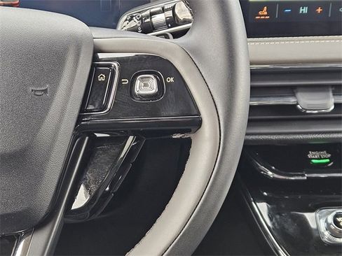 New 2026 Lincoln Corsair Premiere image 27