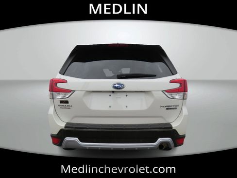 Used 2022 Subaru Forester Touring w/ Popular Package #2 image 7