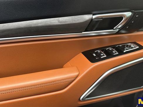 Used 2025 Kia Telluride SX Prestige X-Line image 11