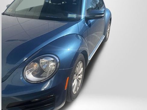 Used 2019 Volkswagen Beetle 2.0T S image 2