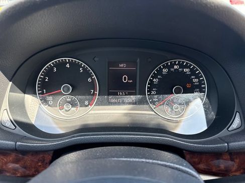 Used 2013 Volkswagen Passat 2.5 SEL FWD image 16