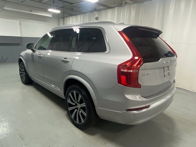 Used 2024 Volvo XC90 B5 Plus AWD/4WD image 2