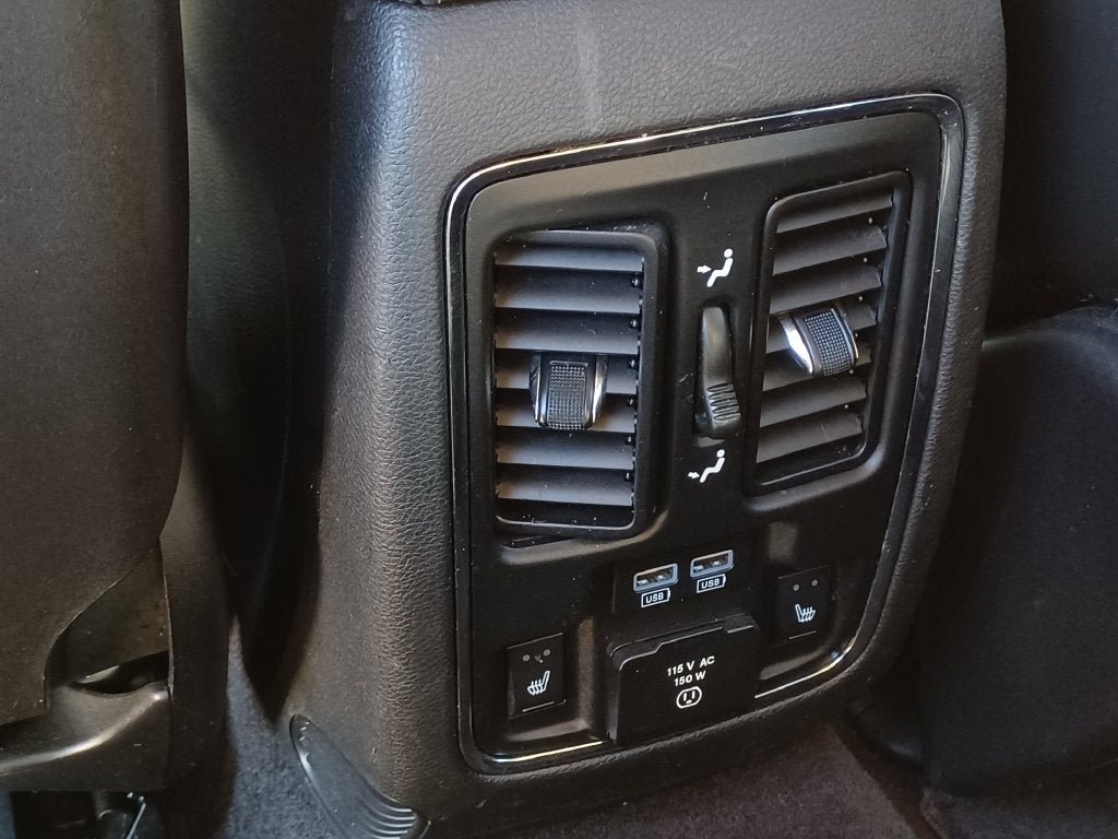 Used 2016 Dodge Durango Citadel w/ Premium Entertainment Group RWD image 34