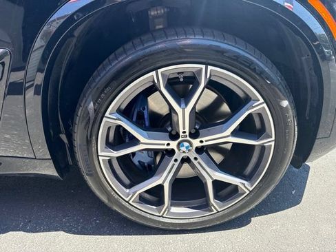Used 2024 BMW X5 M60i AWD/4WD image 25