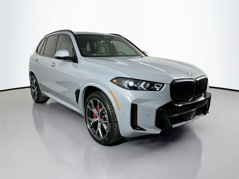 New 2026 BMW X5 xDrive40i w/ M Sport Package AWD/4WD image 4