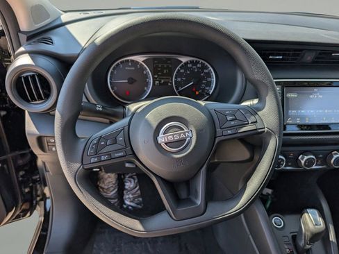 New 2025 Nissan Kicks Play S FWD image 20