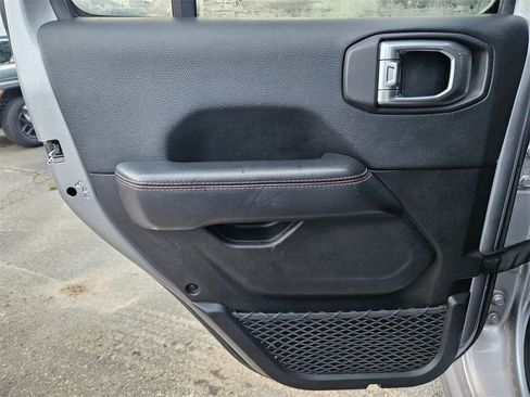 Certified 2018 Jeep Wrangler Unlimited Rubicon image 14