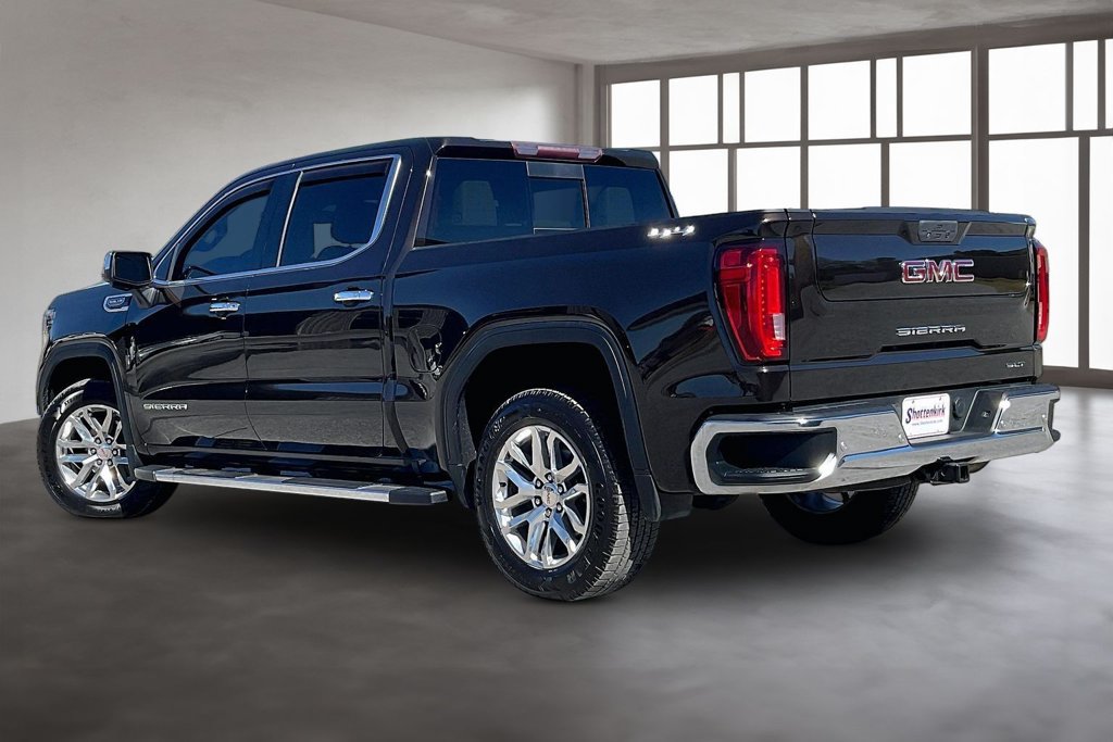 Used 2019 GMC Sierra 1500 SLT w/ SLT Premium Plus Package AWD/4WD image 4