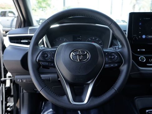 Used 2023 Toyota Corolla SE FWD image 19