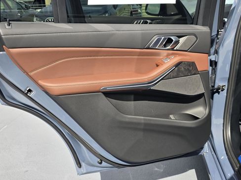 New 2026 BMW X7 xDrive40i image 9