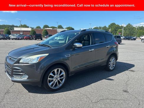 Used 2016 Ford Escape SE w/ SE Chrome Package AWD/4WD image 9