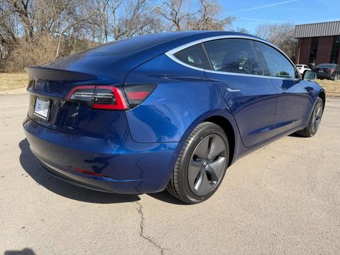 Used 2018 Tesla Model 3 Long Range image 4