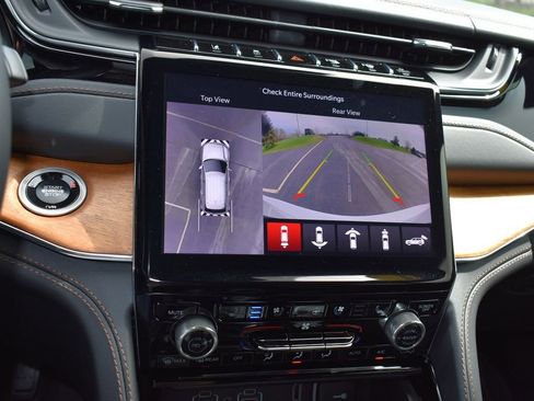 Used 2024 Jeep Grand Cherokee L Summit image 21