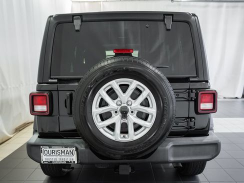 Used 2023 Jeep Wrangler Unlimited Sport AWD/4WD image 5