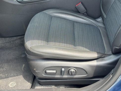 Used 2025 Buick Envista Preferred w/ Convenience I Package FWD image 17