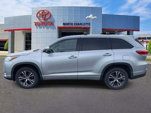 Used 2018 Toyota Highlander Plus image 6