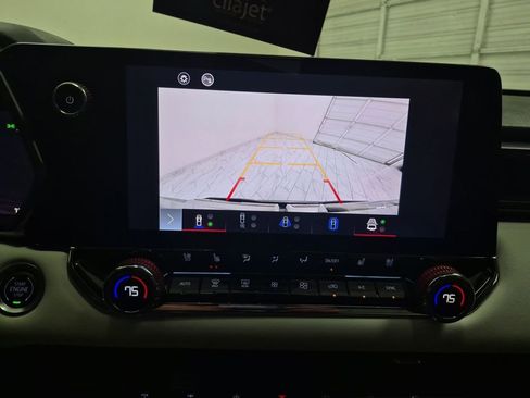 Used 2024 GMC Canyon AT4X image 15