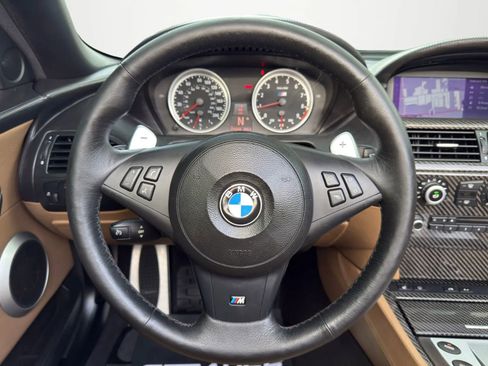 Used 2010 BMW M6 Convertible RWD image 15
