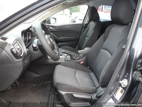 Used 2016 MAZDA MAZDA3 i Sport FWD image 13