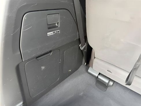 Used 2018 Honda Odyssey Elite image 44