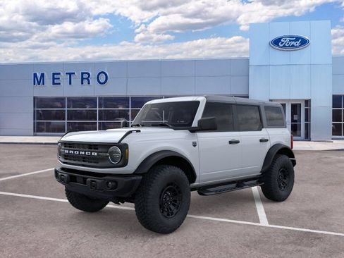 New 2026 Ford Bronco Big Bend w/ Black Diamond Package AWD/4WD image 2