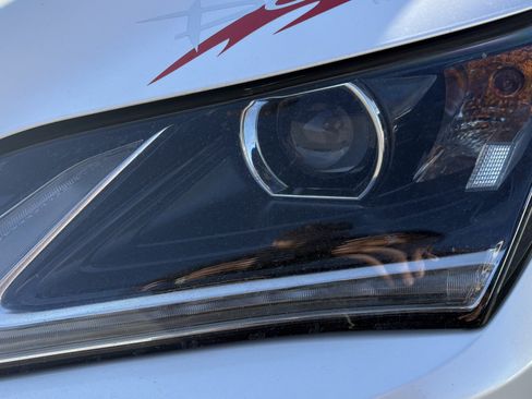 Used 2017 Lexus RX 350 350 Premium AWD w/ Premium Package image 6