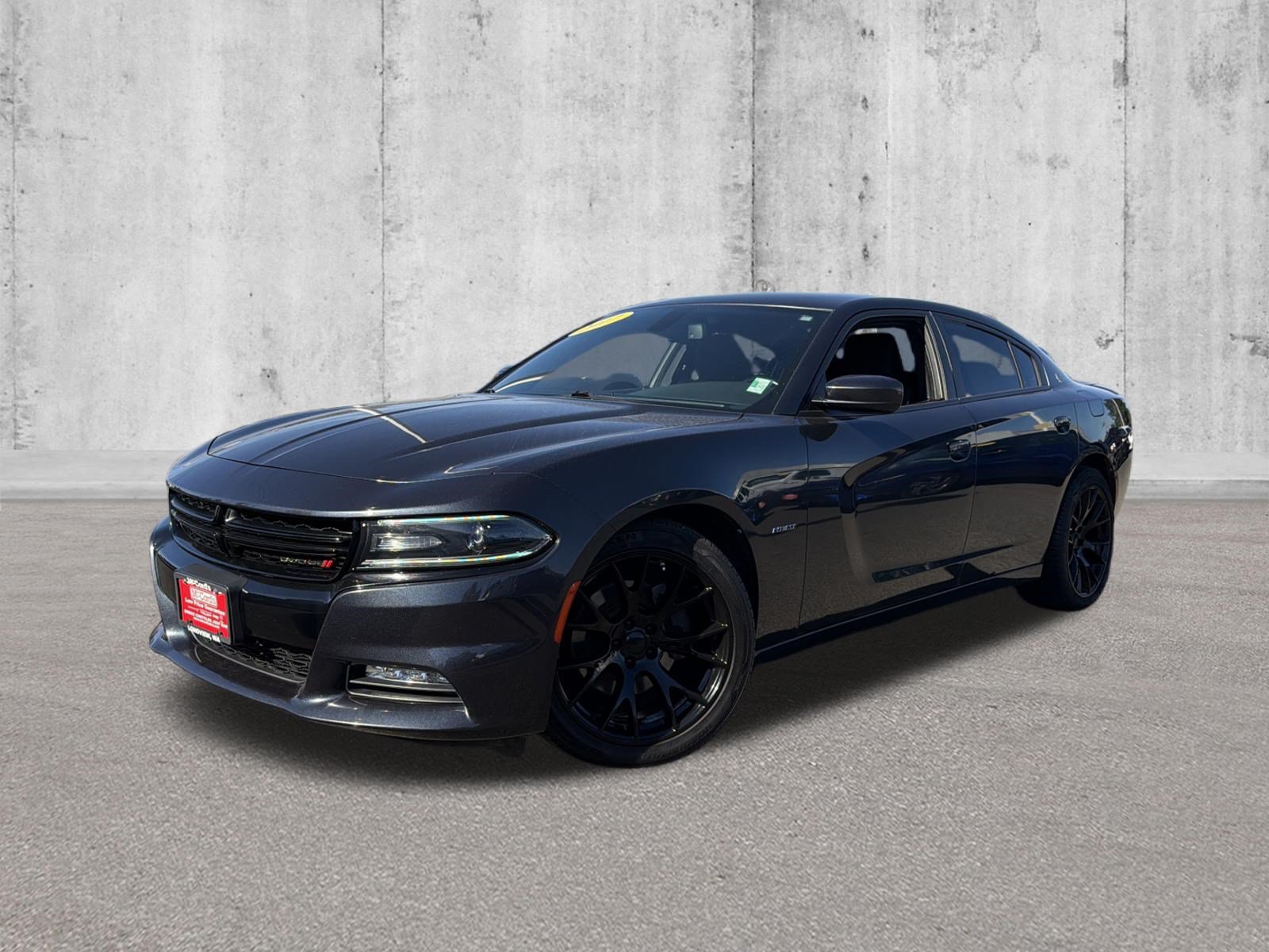 Used 2017 Dodge Charger R/T RWD image 1