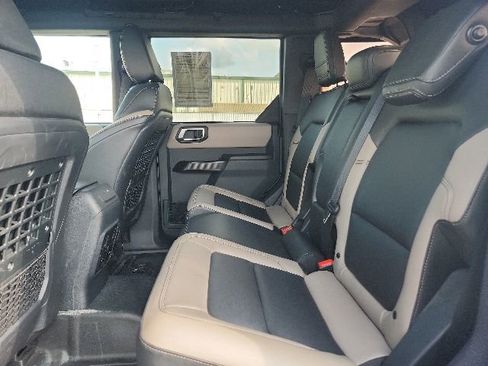 Used 2024 Ford Bronco Big Bend AWD/4WD image 18