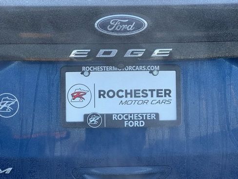 Certified 2022 Ford Edge Titanium w/ Class II Trailer Tow Package image 41
