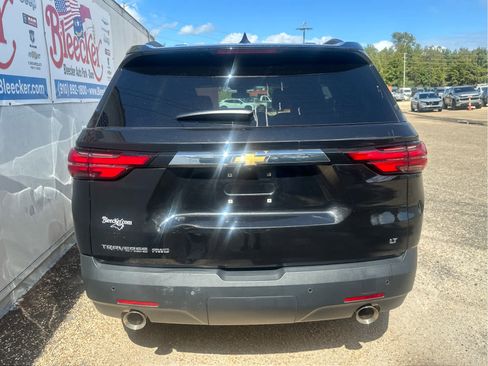 Used 2022 Chevrolet Traverse LT image 4