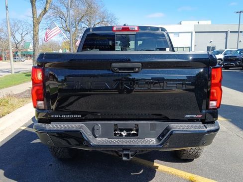 New 2026 Chevrolet Colorado ZR2 w/ Technology Package AWD/4WD image 26