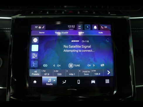 New 2025 Jeep Grand Cherokee L Altitude image 18