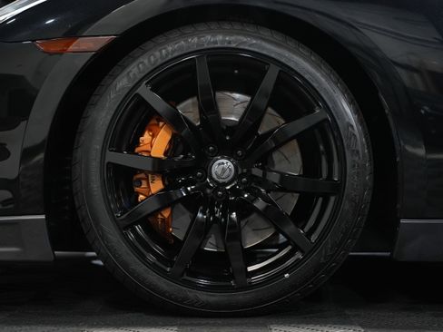 Used 2015 Nissan GT-R Premium image 54