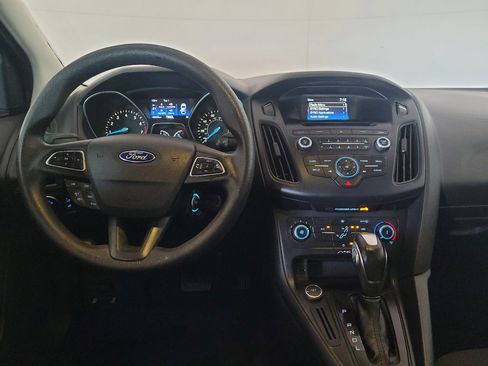 Used 2016 Ford Focus SE FWD image 22