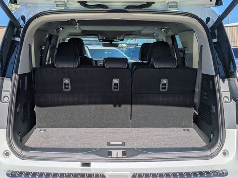 Used 2025 INFINITI QX80 Luxe image 13