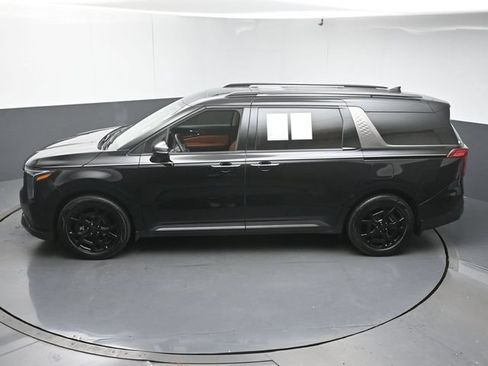 Used 2026 Kia Carnival SX w/ SX Dark Edition Package FWD image 44