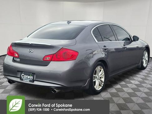 Used 2013 INFINITI G37 x w/ Premium Pkg image 17