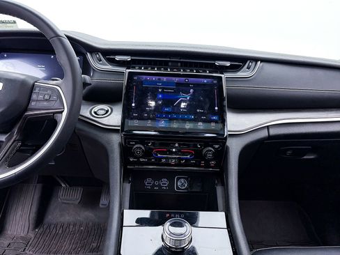 Used 2023 Jeep Grand Cherokee L Limited w/ Trailer Tow Group (B) image 7