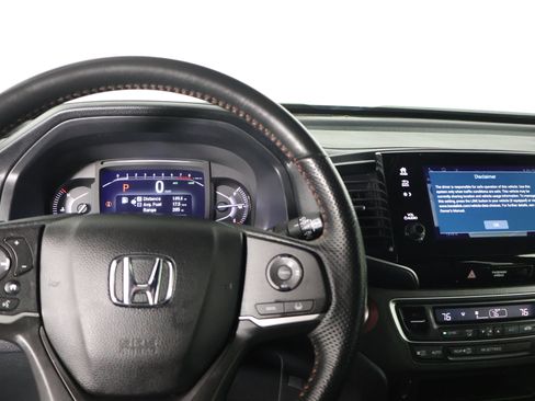 Certified 2022 Honda Passport TrailSport image 16