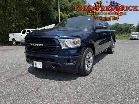 Used 2022 RAM 1500 Big Horn AWD/4WD image 3
