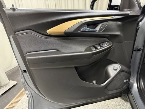 Used 2021 Chevrolet TrailBlazer ACTIV w/ Sun and Liftgate Package image 18