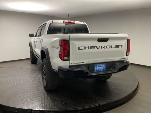 New 2026 Chevrolet Colorado ZR2 w/ Technology Package AWD/4WD image 5