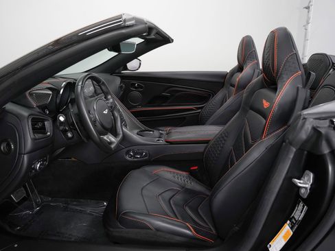 Used 2022 Aston Martin DBS Superleggera Volante RWD image 36