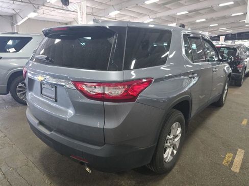 Used 2019 Chevrolet Traverse LS FWD image 3